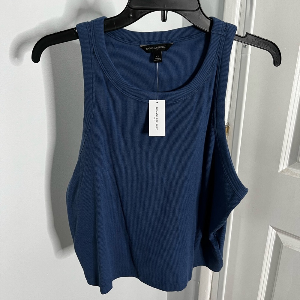 BANANA REPUBLIC blue cropped ribbed tank - Size XL